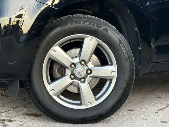 Toyota Rav4 2013 photo 5
