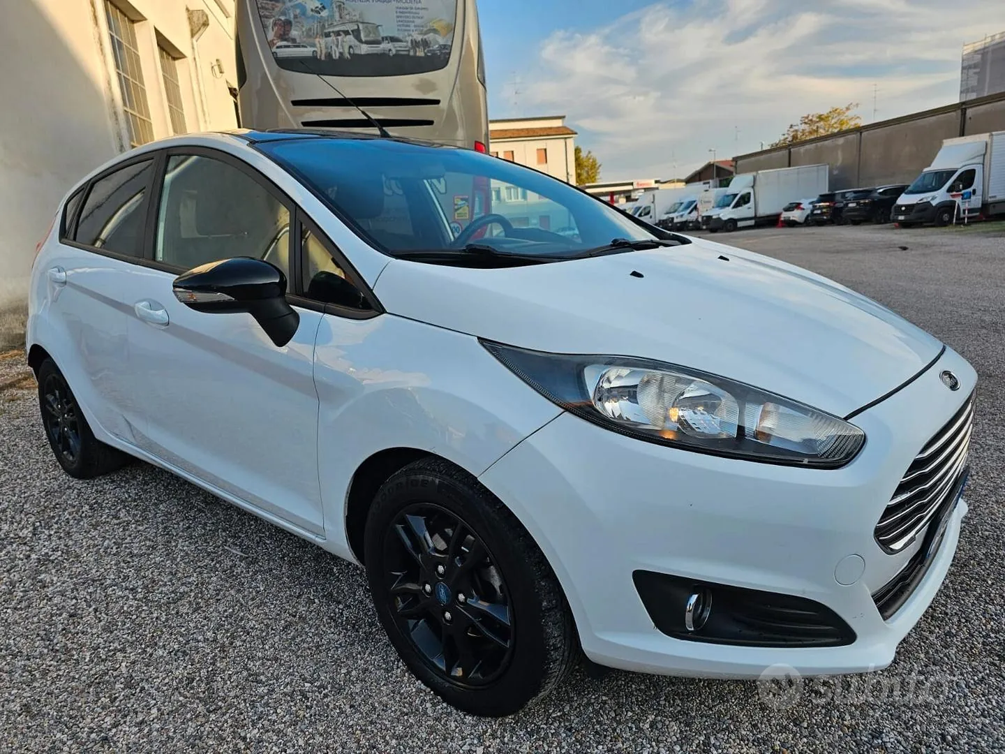 Ford Fiesta 2016 photo 4