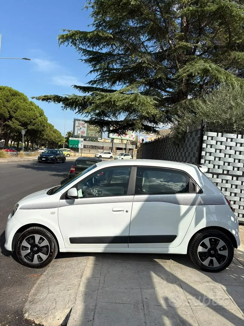 Renault Twingo 2016 photo 2