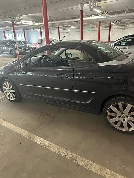 Peugeot 207 Cc 2011 photo 2