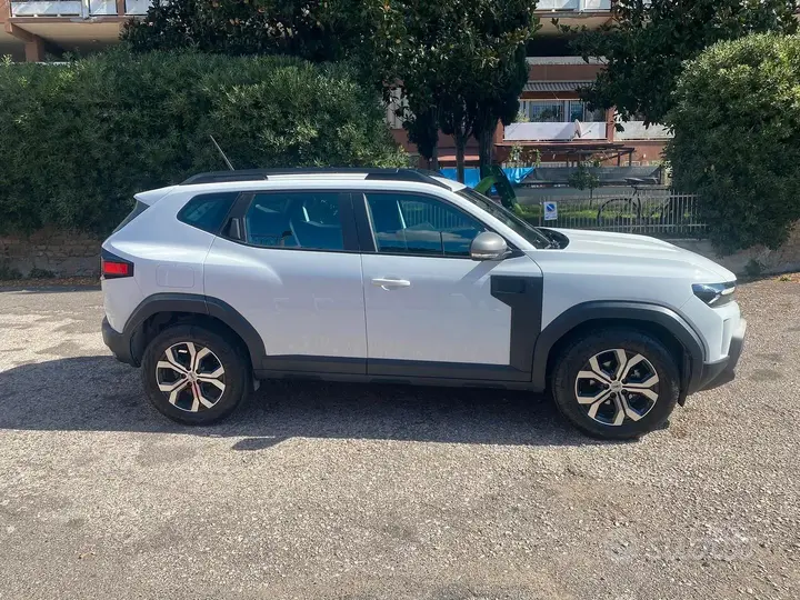 Dacia Duster 2025 photo 4