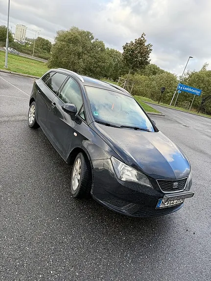 Seat Ibiza 2015 photo 2