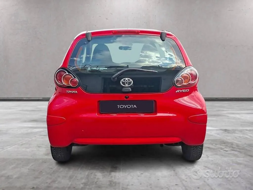 Toyota Aygo 2011 photo 4