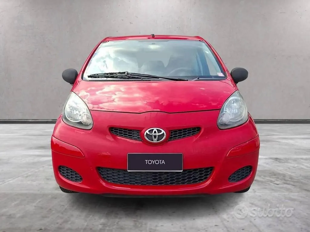 Toyota Aygo 2011 photo 3
