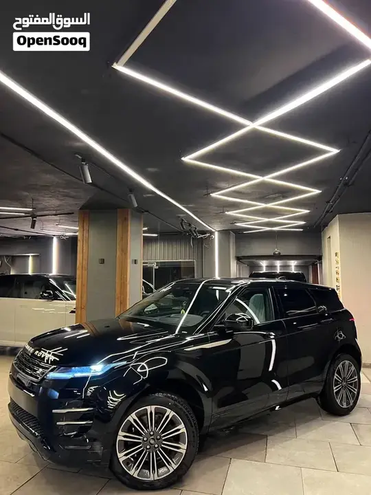 Land Rover Evoque 2026 photo 2