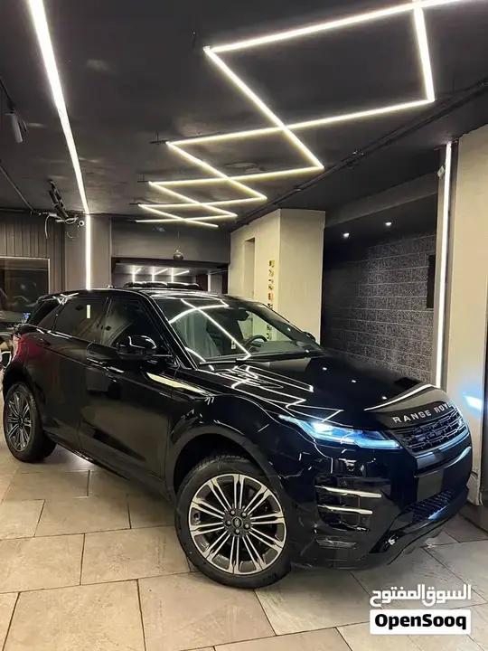 Land Rover Evoque 2026 photo 3