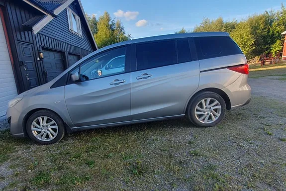 Mazda 5 2011 photo 3