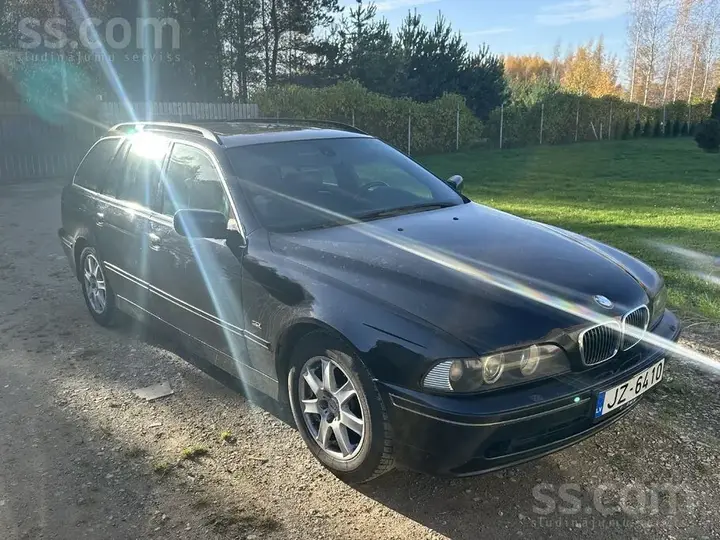 BMW 530 2003 photo 2