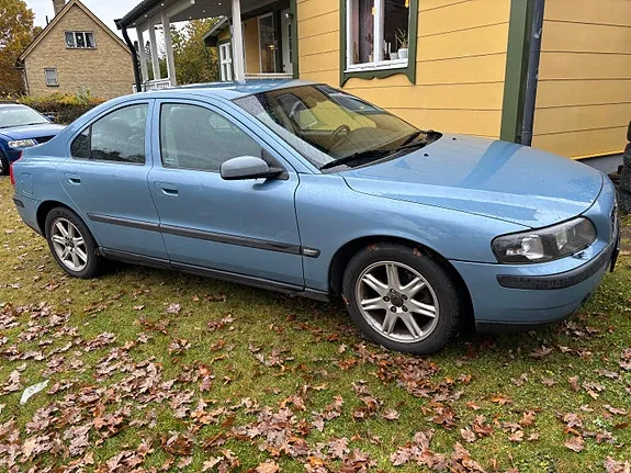 Volvo S60 2004 photo 2