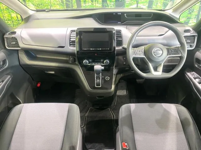 Nissan Serena 2022 photo 2