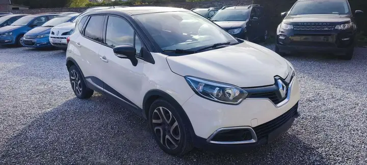 Renault Captur 2015 photo 2