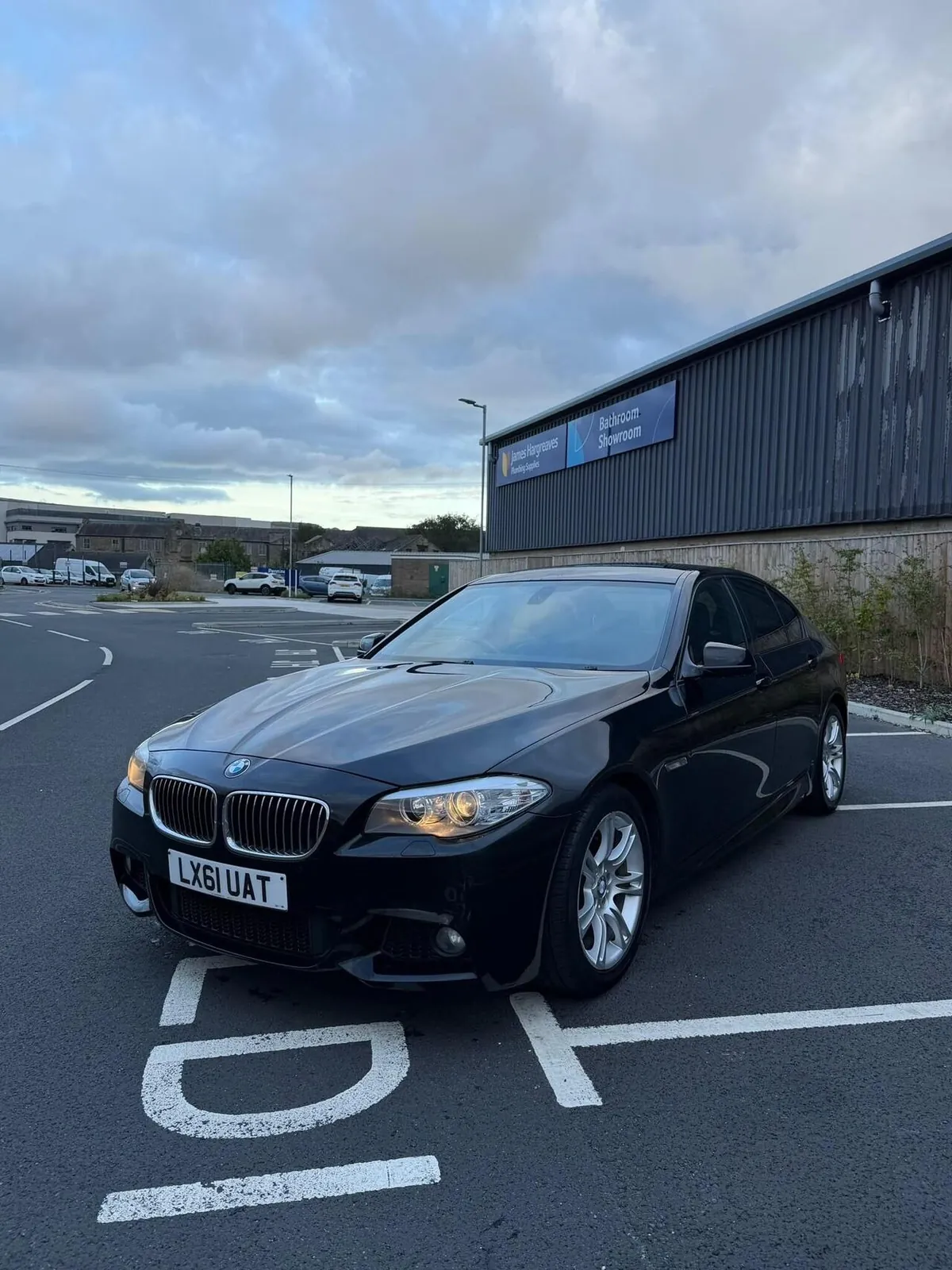 BMW 5 Series 2011 photo 3