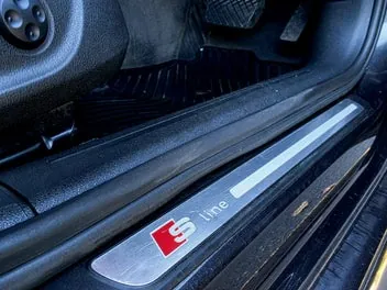 Audi A4 2010 photo 4