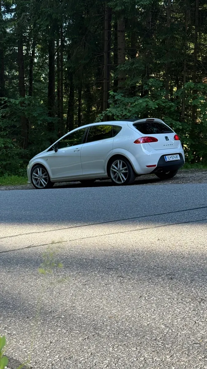Seat Leon 2008 photo 3
