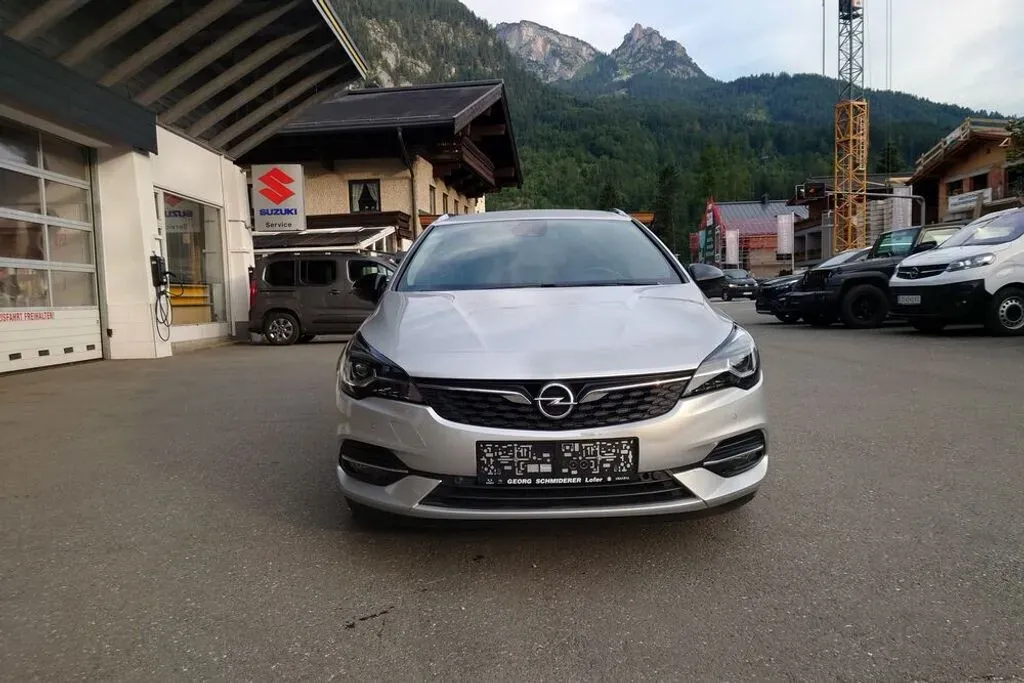 Opel Astra 2021 photo 3