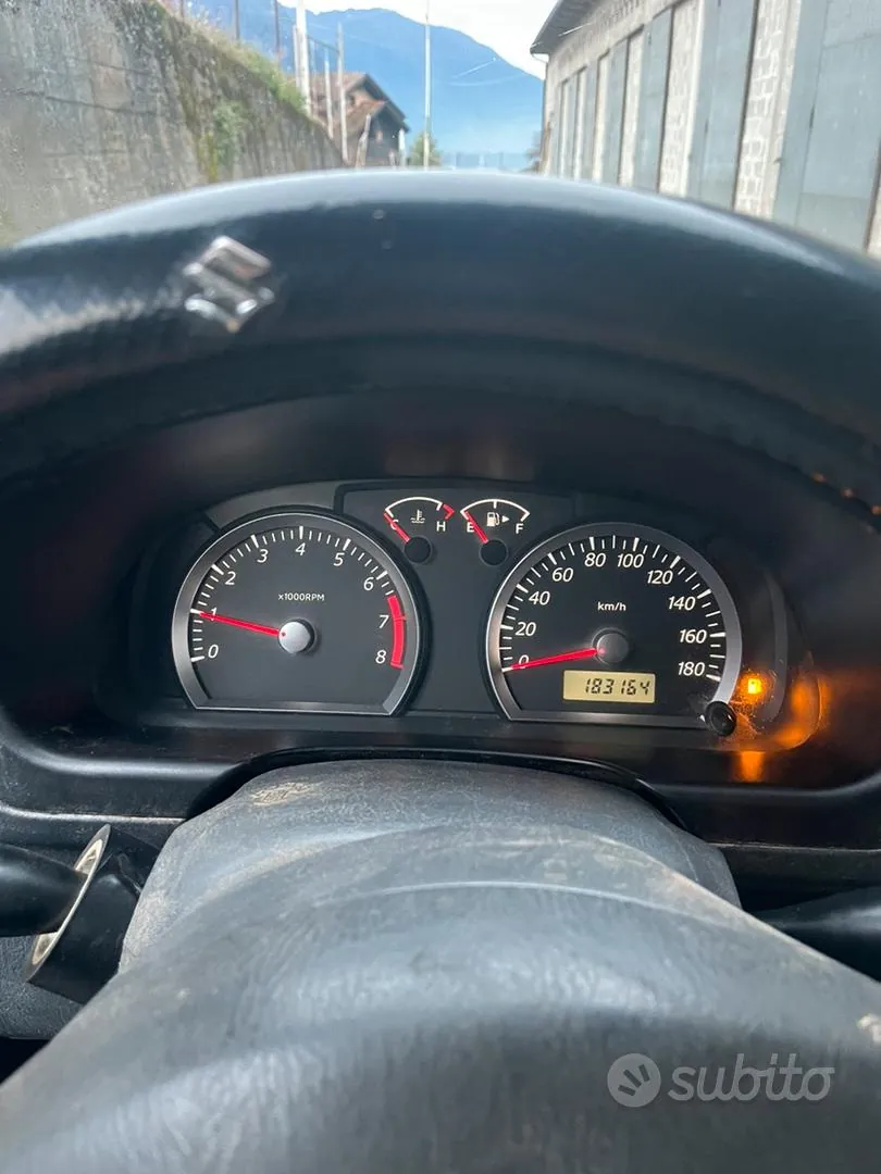 Suzuki Jimny 2007 photo 5