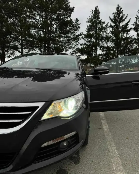 Volkswagen Passat Cc 2009 photo 2