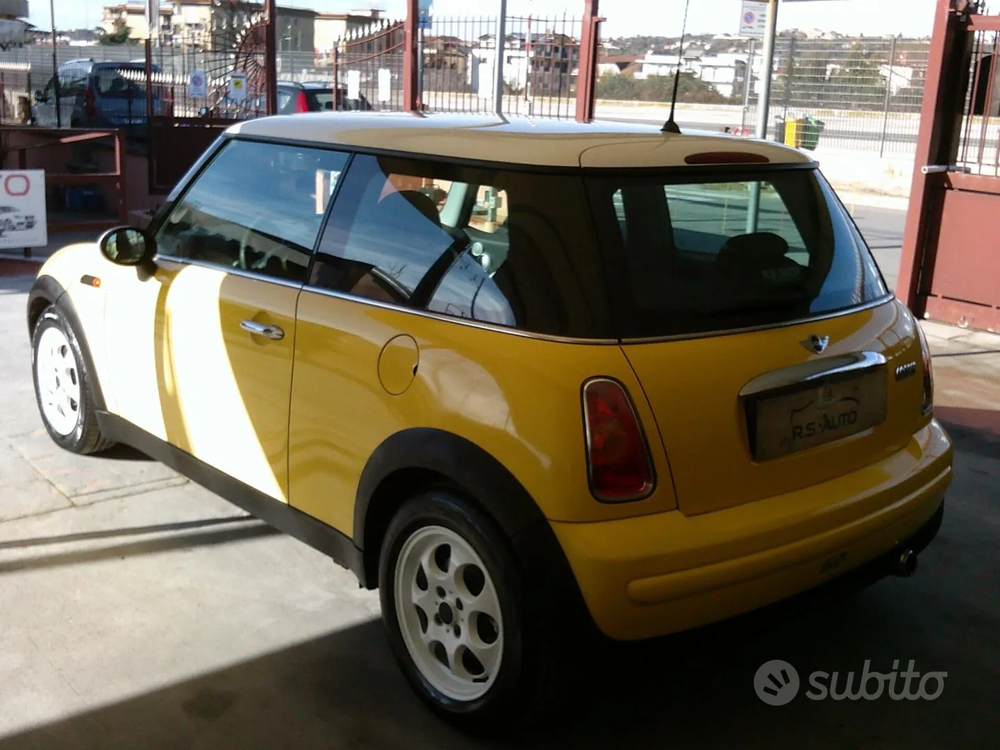 Mini Mini Cooper 2002 photo 3