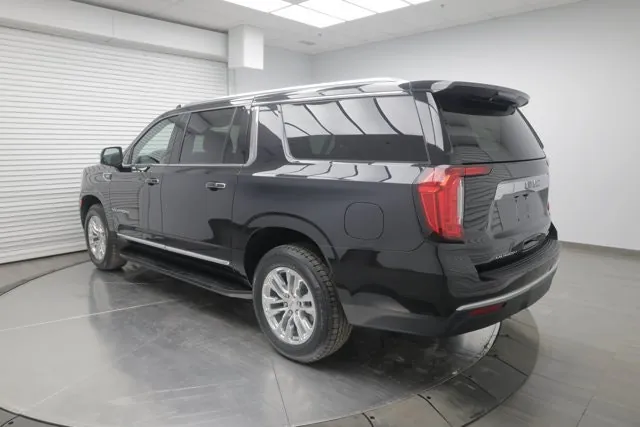 GMC Yukon Xl 2024 photo 5