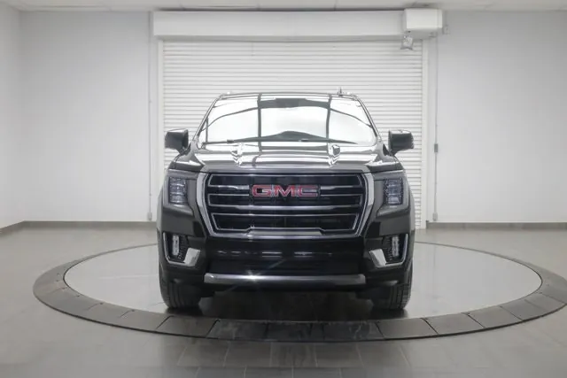GMC Yukon Xl 2024 photo 2