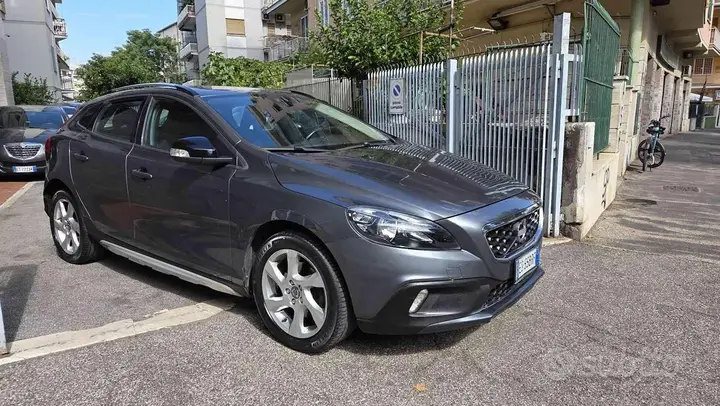 Volvo V40 2013 photo 3