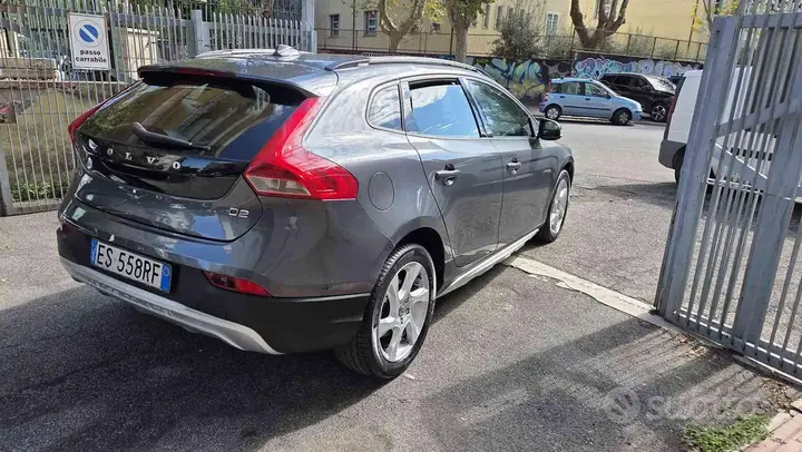 Volvo V40 2013 photo 4