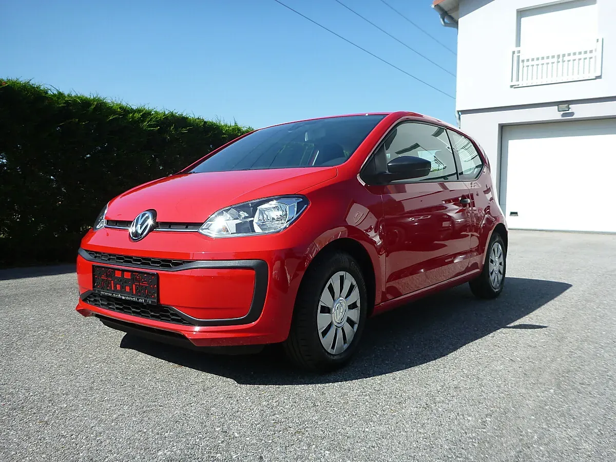 Volkswagen Up 2023 photo 2