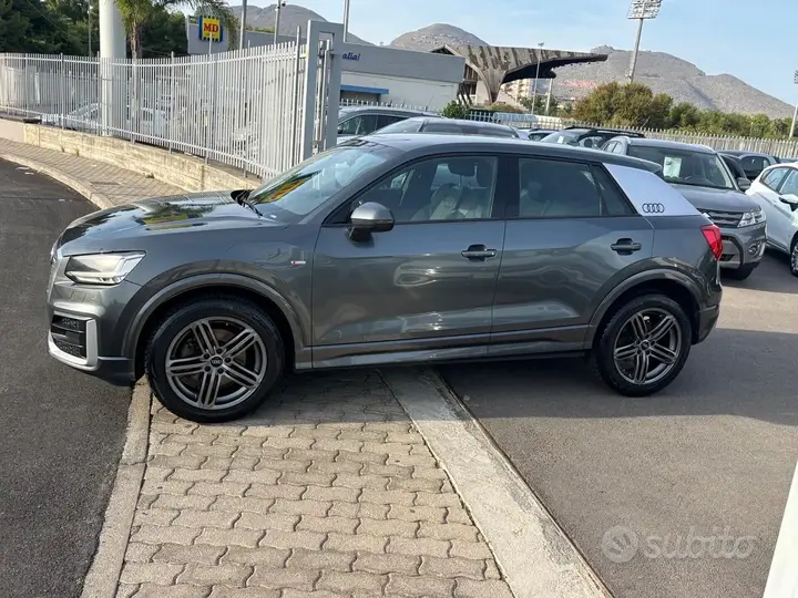 Audi Q2 2017 photo 2