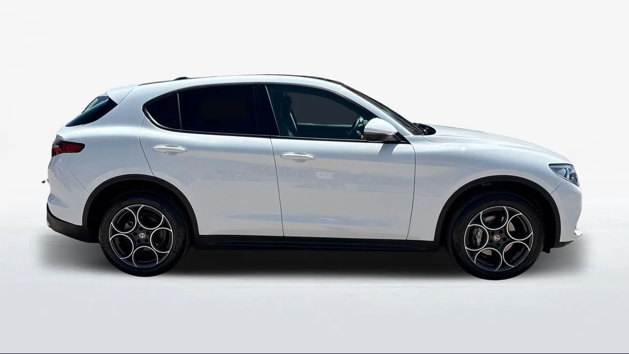Alfa Romeo Stelvio 2019 photo 4
