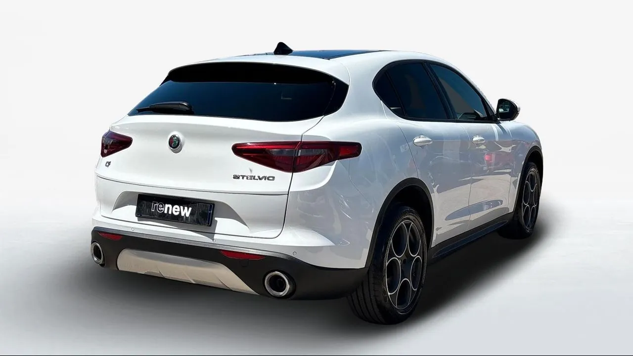 Alfa Romeo Stelvio 2019 photo 2