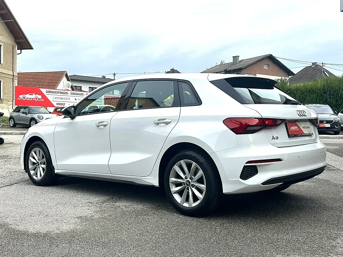 Audi A3 2023 photo 2