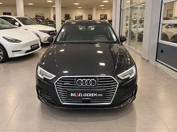 Audi A3 2018 photo 2