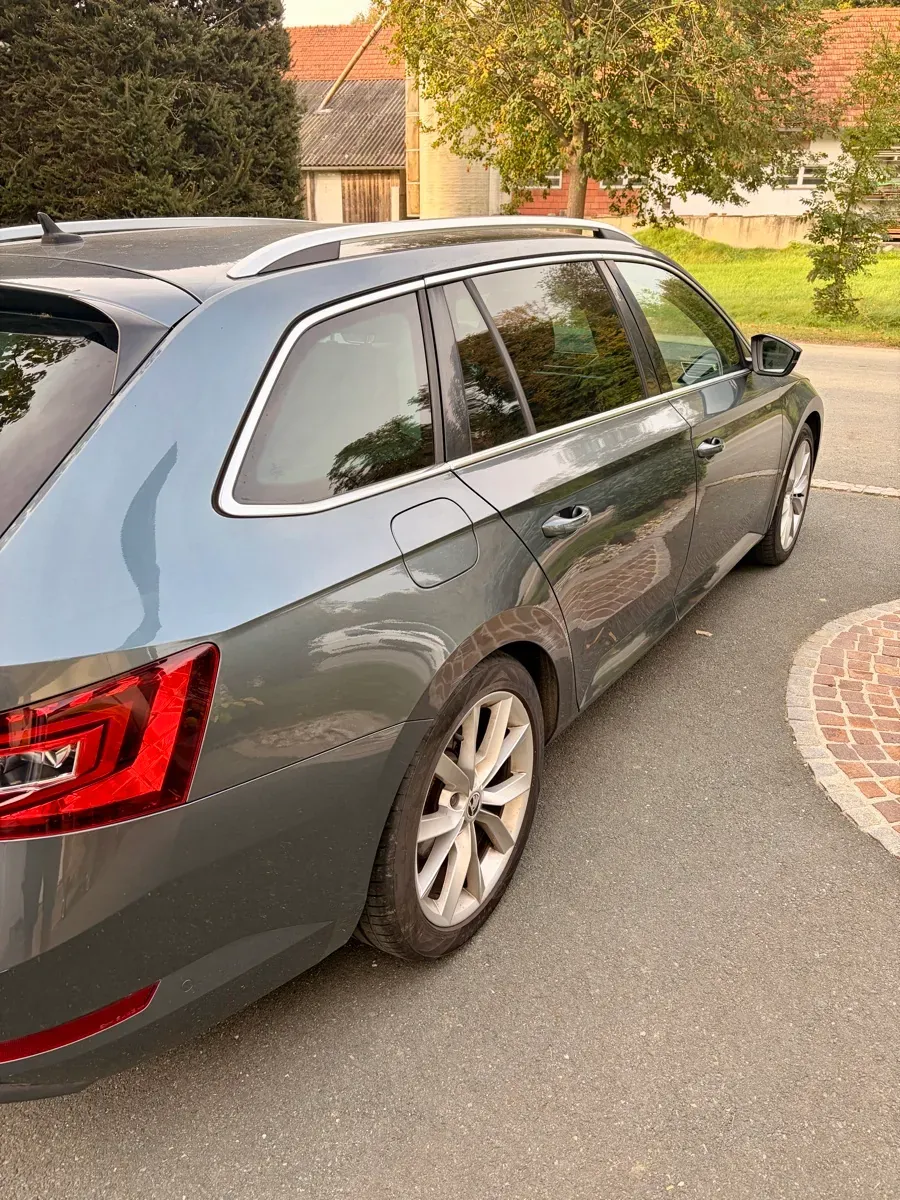 Skoda Superb 2016 photo 3