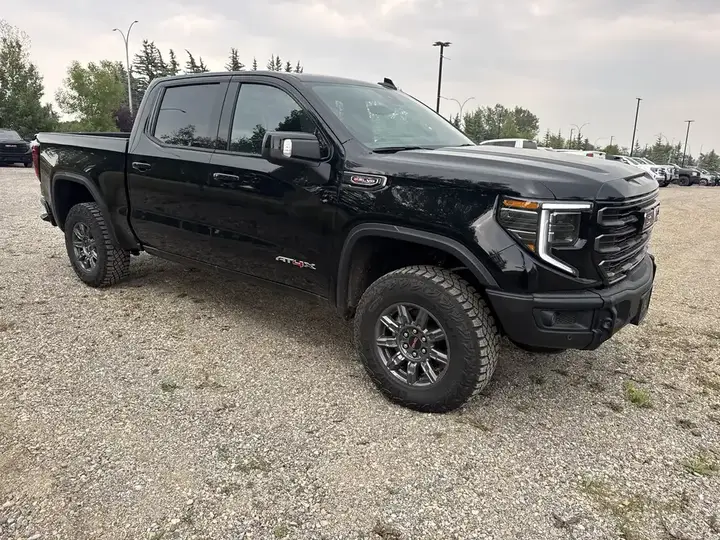 GMC Sierra 1500 2026 photo 3
