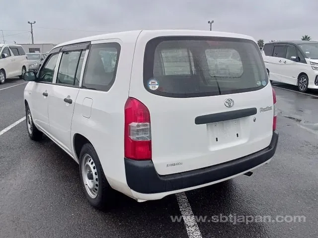 Toyota Probox 2016 photo 3
