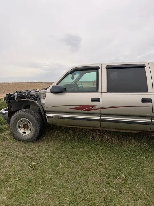 Chevrolet Silverado 2500 1999 photo 2