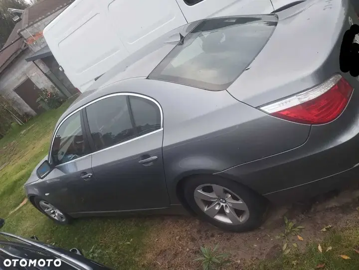 BMW E60 2008 photo 4