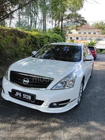 Nissan Teana