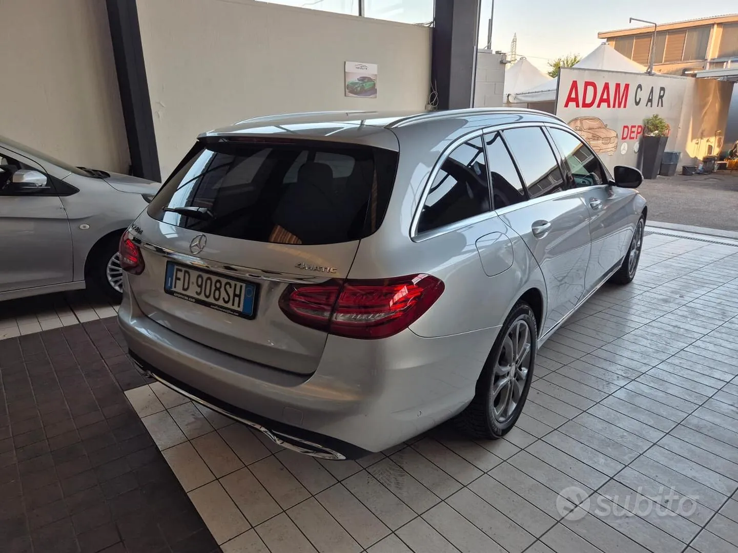 Mercedes-Benz C-Class 2016 photo 4