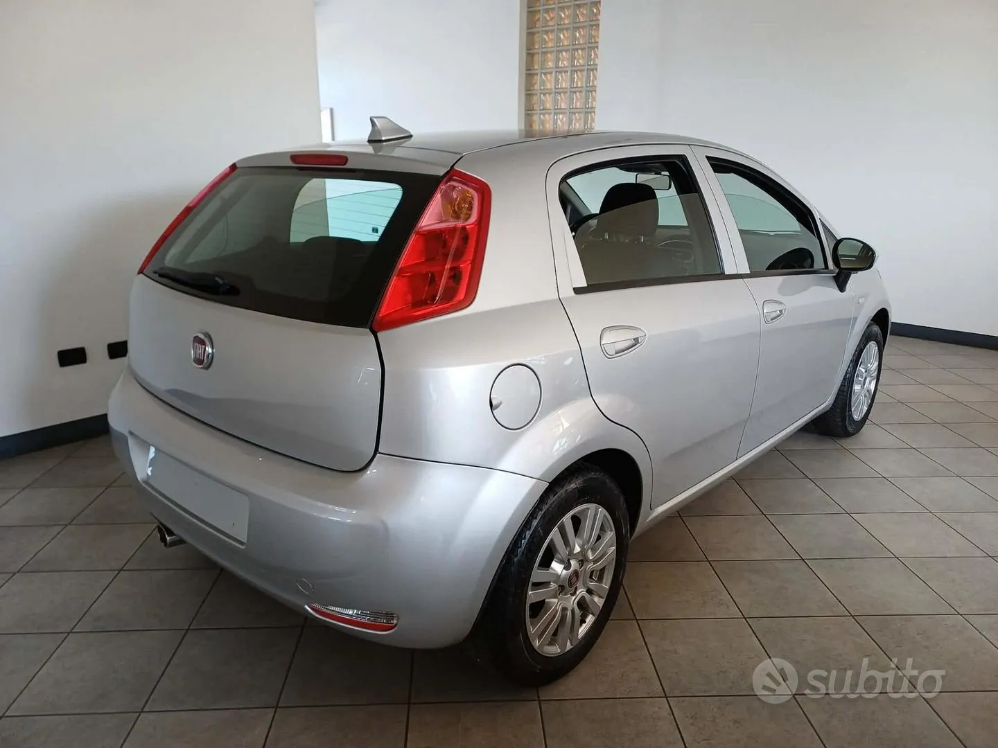 Fiat Punto 2016 photo 5