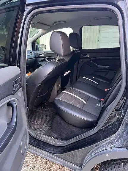 Ford Kuga 2011 photo 5