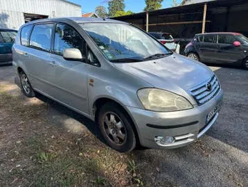 Toyota Avensis Verso