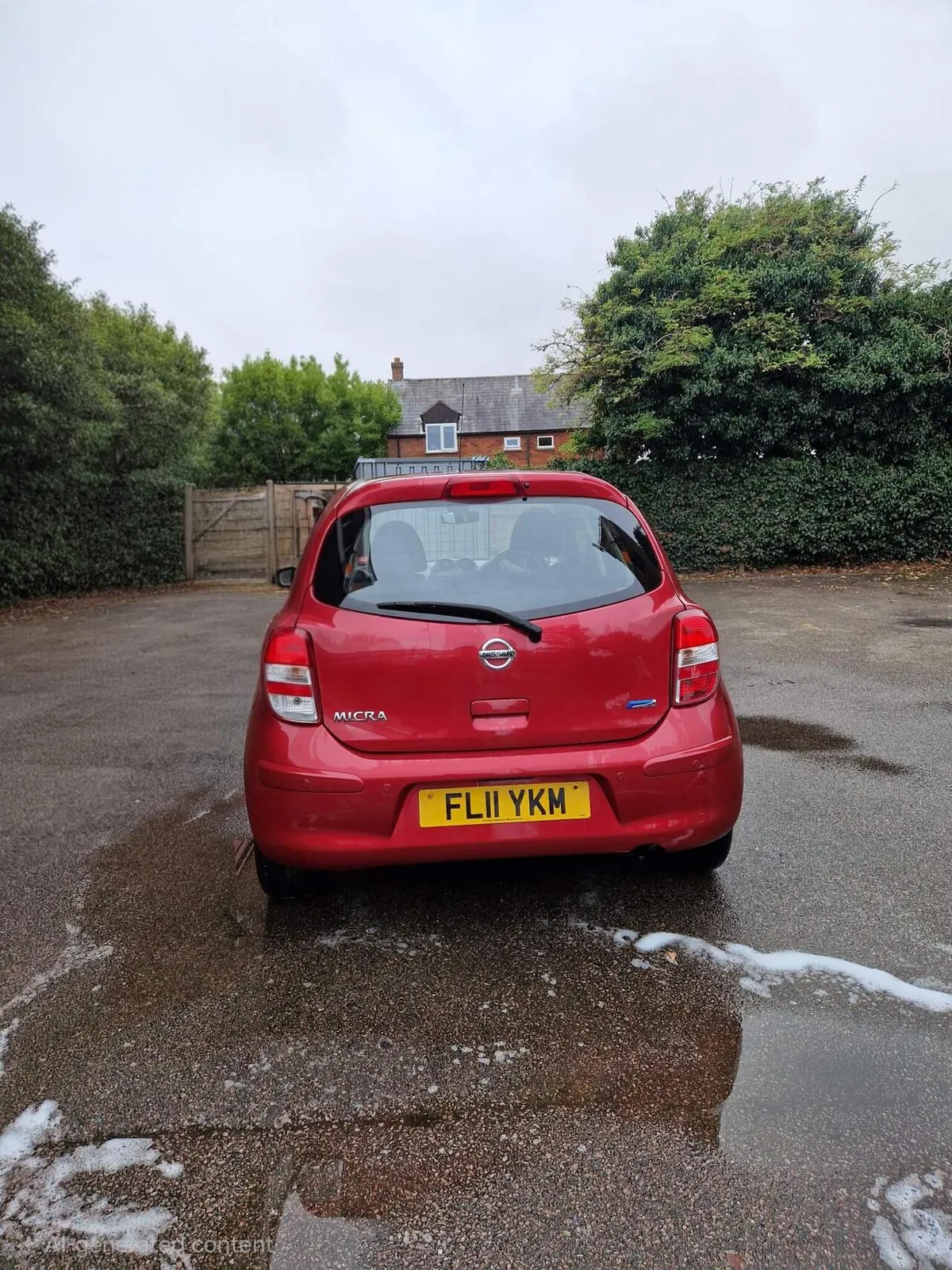 Nissan Micra 2011 photo 5