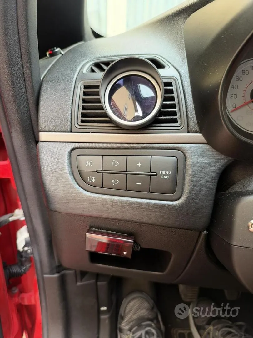 Fiat Grande Punto 2008 photo 5