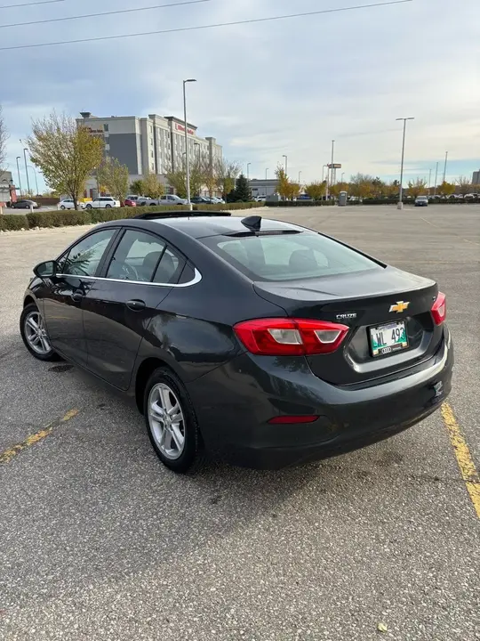 Chevrolet Cruze 2017 photo 2