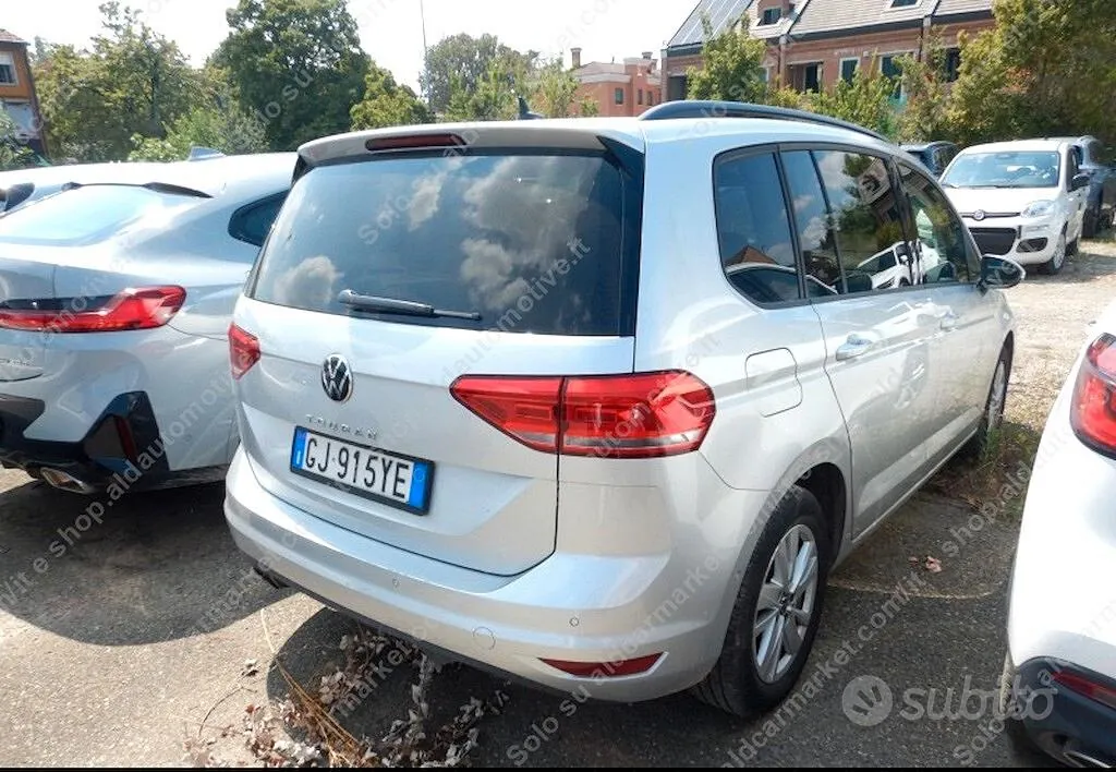 Volkswagen Touran 2022 photo 5