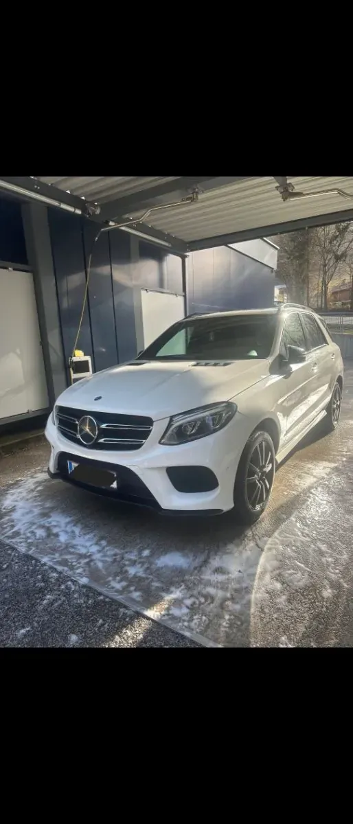 Mercedes-Benz Gle-Class 2017 photo 2