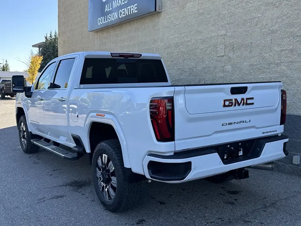 GMC Sierra 3500Hd 2026 photo 4