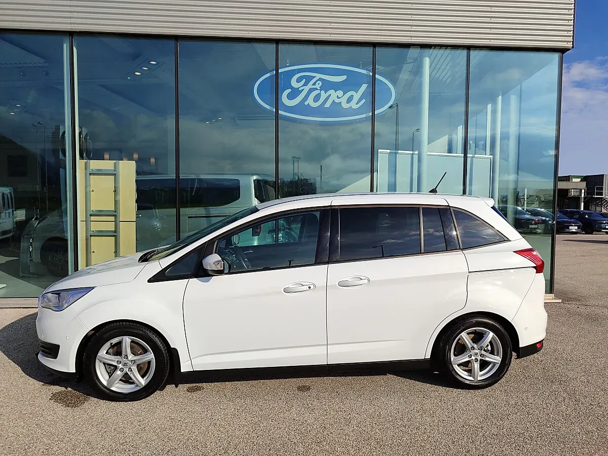 Ford C-Max 2019 photo 2