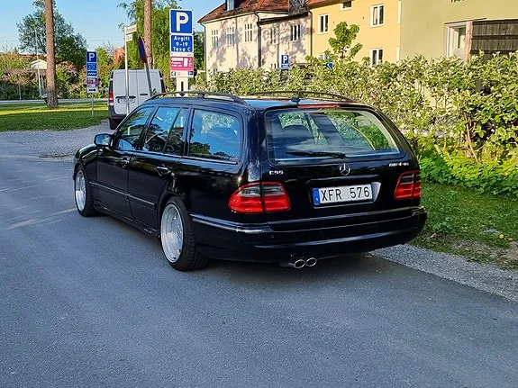 Mercedes-Benz E55 2000 photo 2